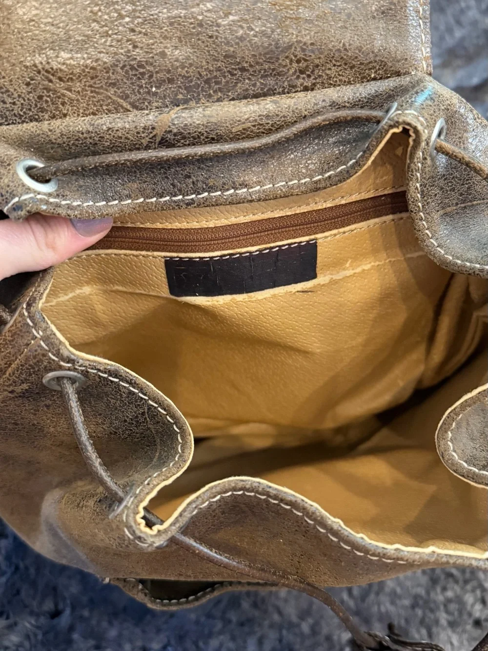 Robe di Firenze leather backpack  - Vintage Style